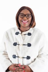 Yolisa Qhu, estate agent