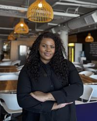 Ayanda Koboyatau, estate agent