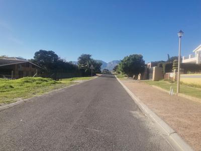 Vacant Land / Plot For Sale in Mountainside, Gordons Bay
