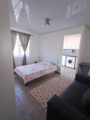 Apartment / Flat For Rent in Ottery, Cape Town