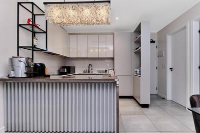 Apartment / Flat For Rent in Hyde Park, Sandton
