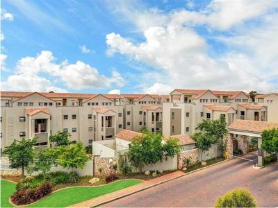 Apartment / Flat For Sale in Paulshof, Sandton