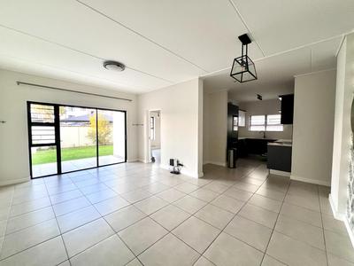 Apartment / Flat For Rent in The Huntsman, Somerset West