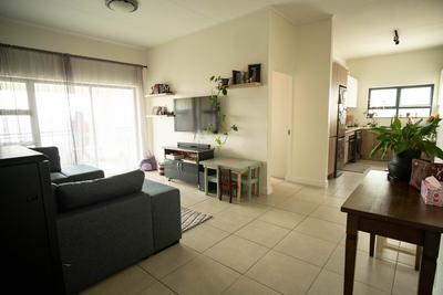 Apartment / Flat For Rent in Sandown, Blouberg