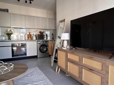 Apartment / Flat For Rent in Sandown, Blouberg