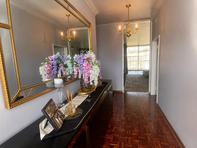 Apartment / Flat For Rent in Dunkeld, Johannesburg