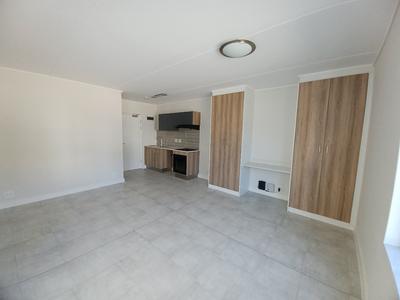 Apartment / Flat For Rent in Greenbay Eco Estate, Gordons Bay