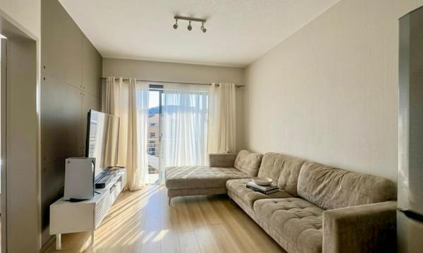 Apartment / Flat For Rent in Broadacres, Sandton